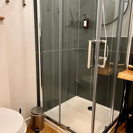 Le Quarante Cinq -3 * Laval (Mayenne)