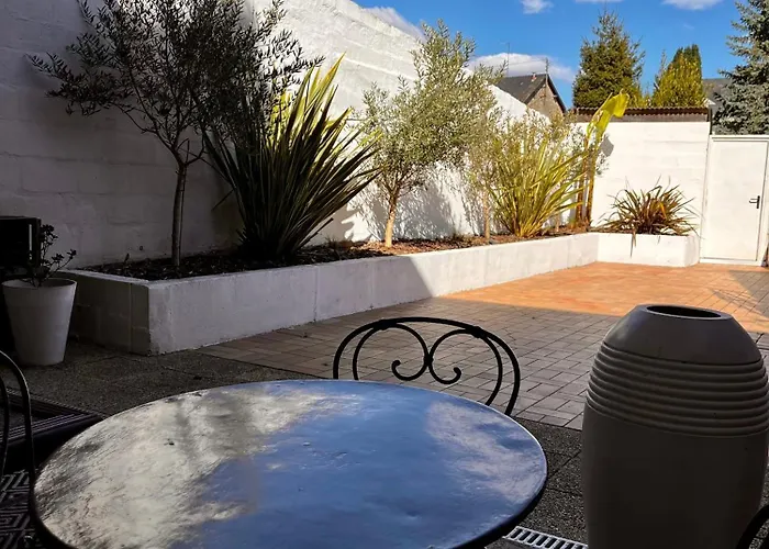 Le Quarante Cinq -3 Laval (Mayenne)