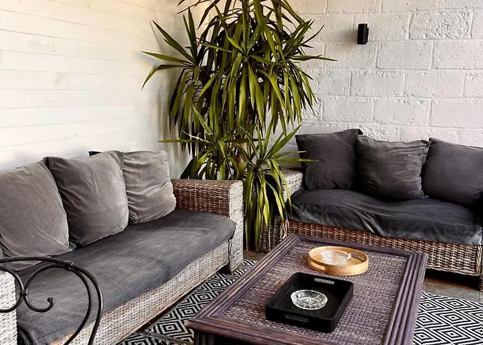 Le Quarante Cinq -3 Laval (Mayenne)